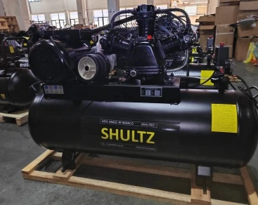 Kumpressuri tal-Ajru Industrijali SHULTZ Mibgħuta f'Tagħbija Sħiħa ta' Konten...